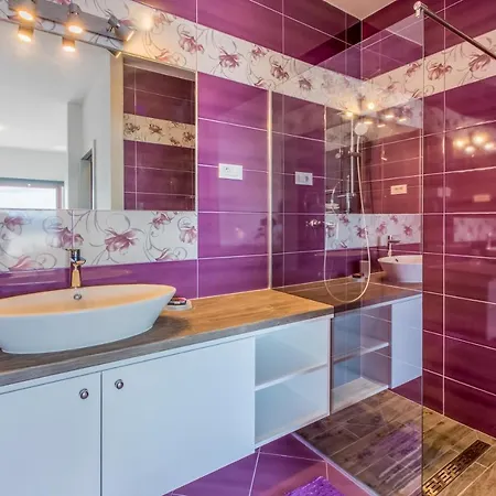 Πανσιόν Rino 3*