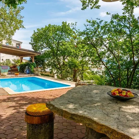 Πανσιόν Rino 3*